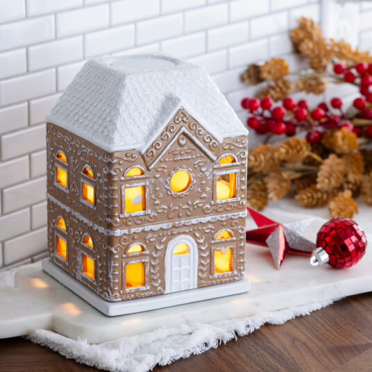 Candle Warmers Gingerbread House Canopy Wax Warmer