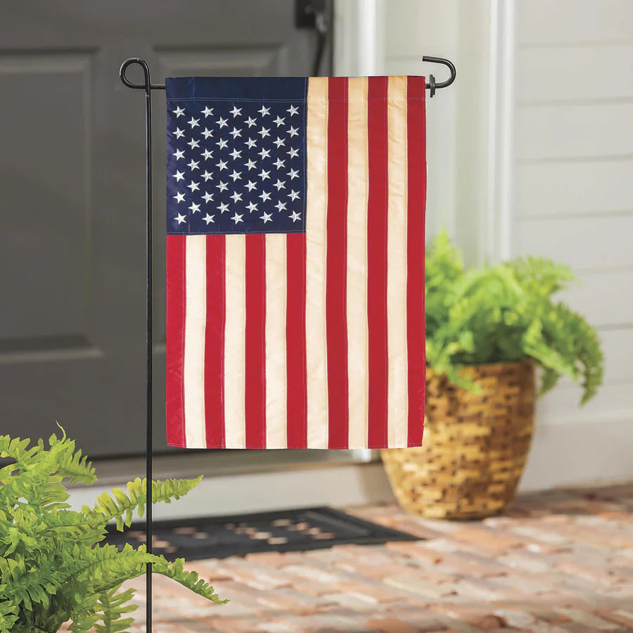 Evergreen Tea Stained American Garden Flag