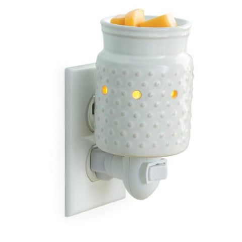 Candle Warmers White Hobnail Plug in Warmer