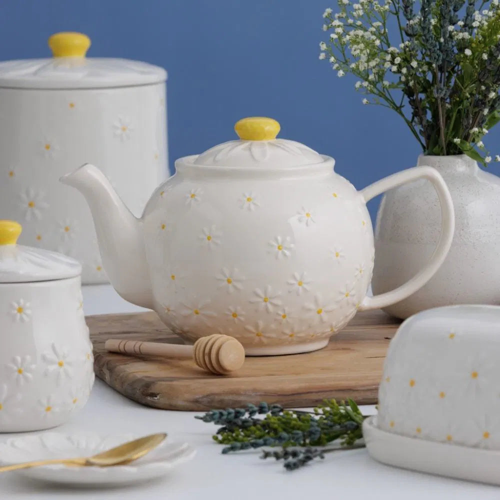 Price & Kensington Daisy 6 Cup Teapot