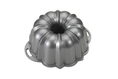 Nordic Ware Anniversary 10-15 Cup Bundt Pan