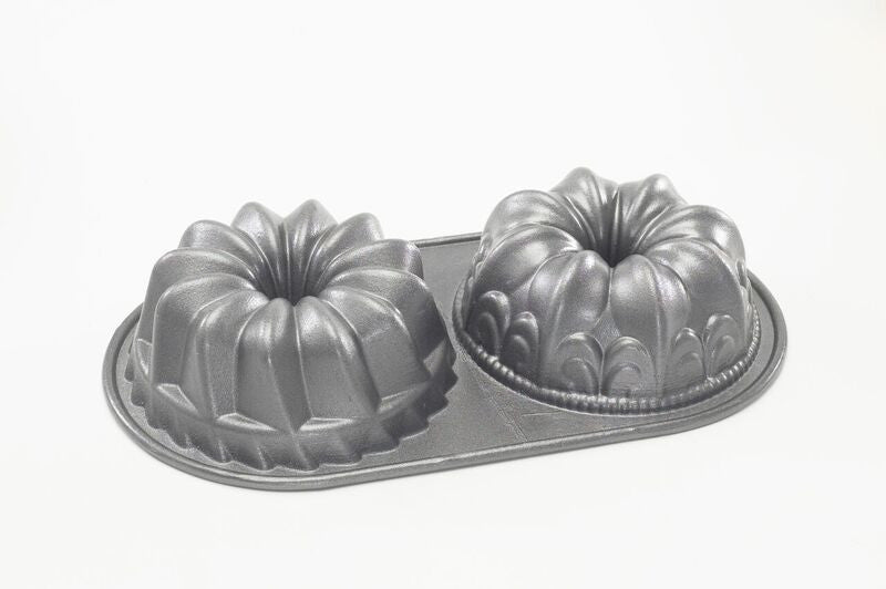 Nordic Ware Bundt Duet Baking Pan