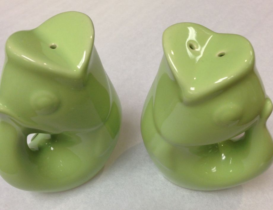 Gurgle Pot Salt and Pepper Set Light Green