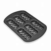 Wilton 6 Cavity Doughnut Twist Pan