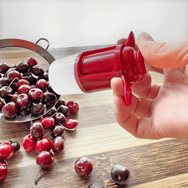 R&M Cherry & Olive Pitter
