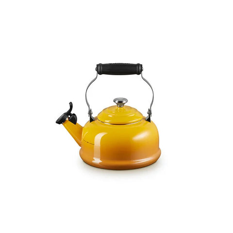 Le Creuset Nectar Whistling Kettle 1.7Qt with Stainless Steel Knob