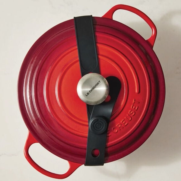 Le Creuset White Silicone Travel Latch