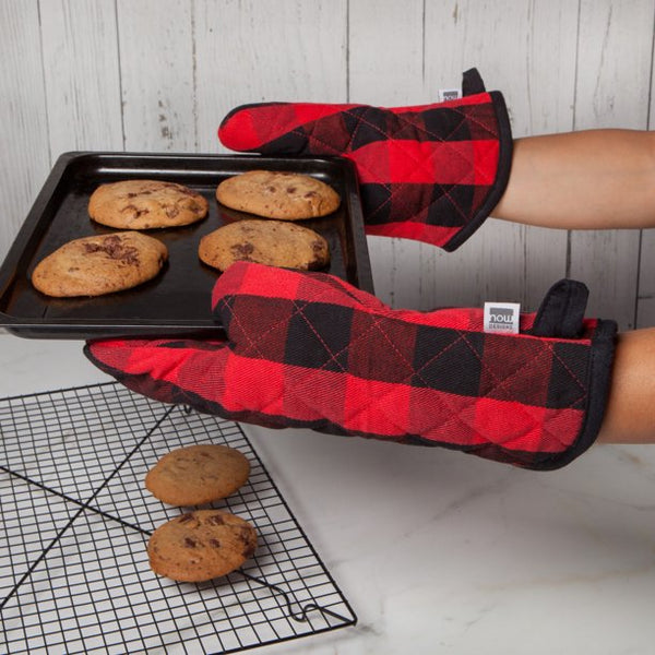 Now Designs Superior Buffalo Check Oven Mitts
