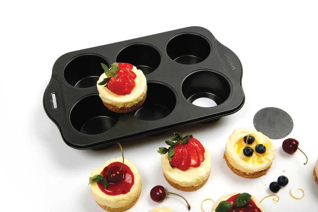 Norpro Nonstick Puffy Muffin Crown Pan – Simple Tidings & Kitchen